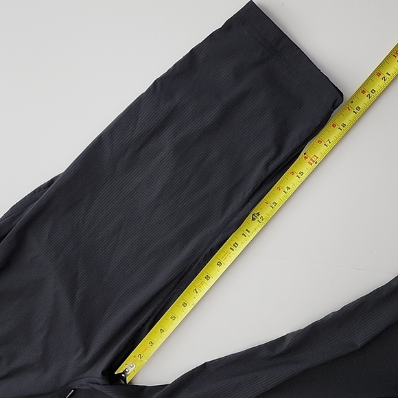 Lululemon Black Dance Studio Crop II Pants Unlined Lightweight Stretch Size 10 - Picture 12 of 12